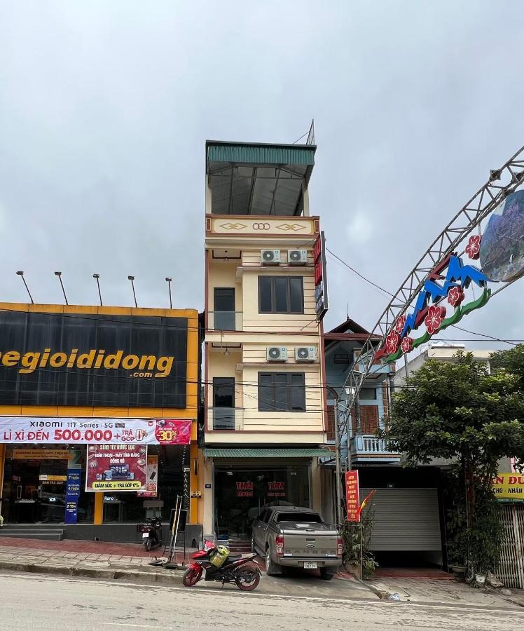 Thai Tam Motel Dong Van  Exteriör bild