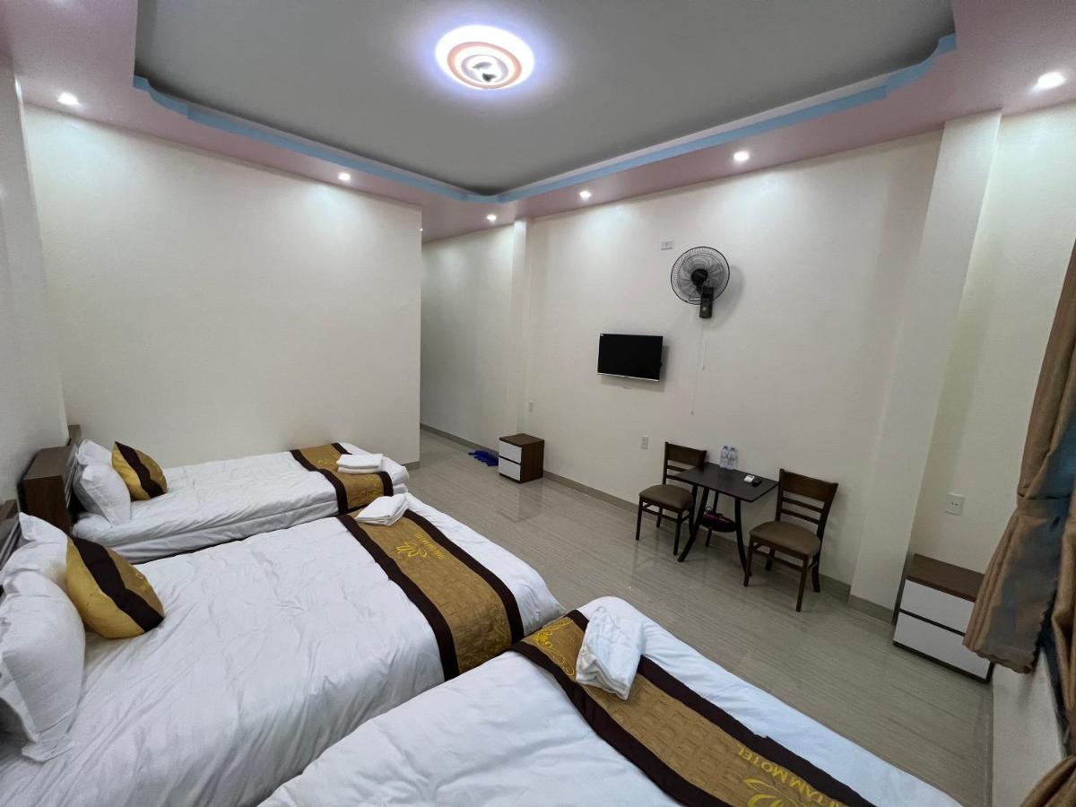 Thai Tam Motel Dong Van  Exteriör bild