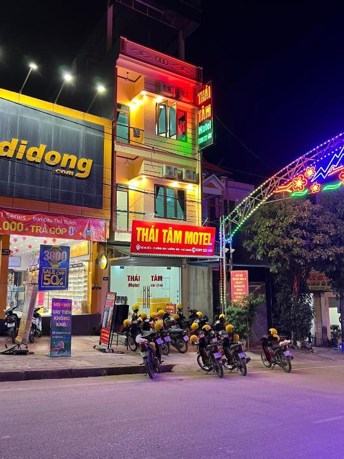 Thai Tam Motel Dong Van  Exteriör bild