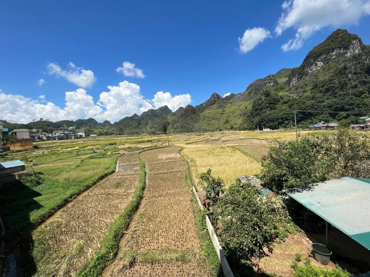Thai Tam Motel Dong Van  Exteriör bild